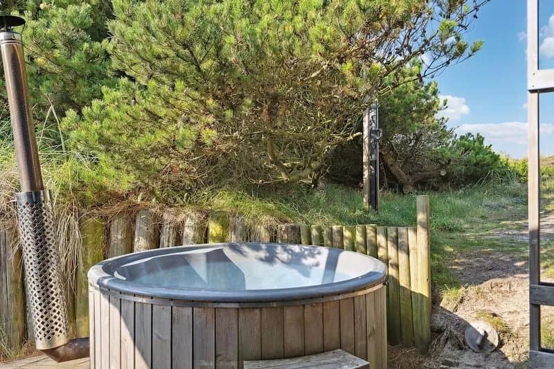 Beautiful home in Ringkøbing with house a panoramic view