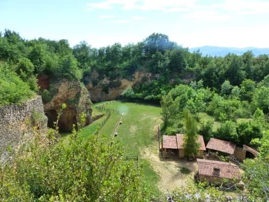 Carrieres de Glay