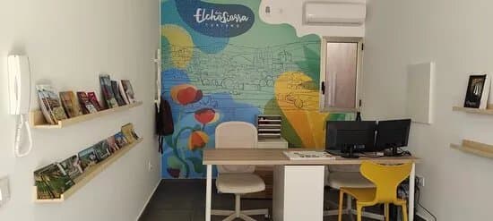 Oficina de Turismo de Elche de la Sierra