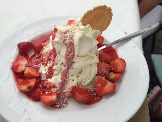 Eiscafe Cascata