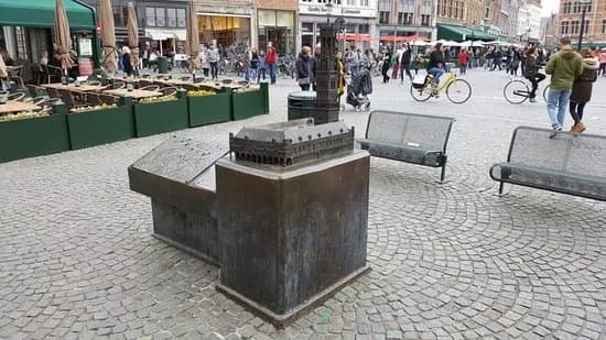 Bronzemodell Belfried