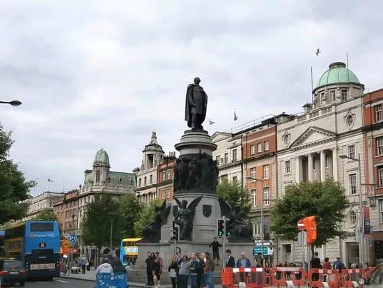 The O'Connell Monument