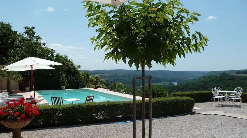 VILLA TYPE QUERCYNNOISE FAYCELLES