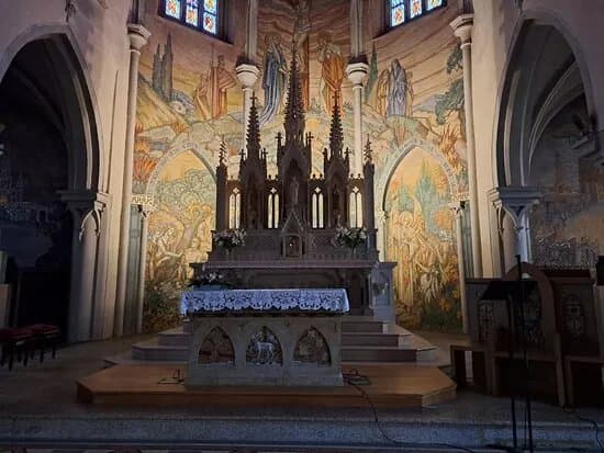 Eglise Sainte-Radegonde
