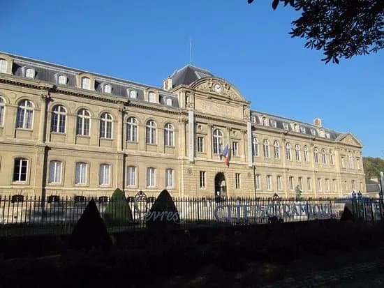 Musee National De Ceramique