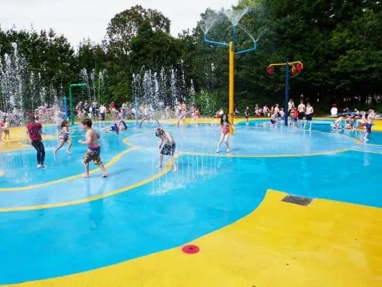 Happy Mount Park