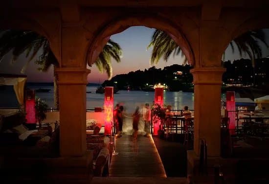 Carpe Diem Bar