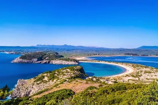 Voidokilia Beach