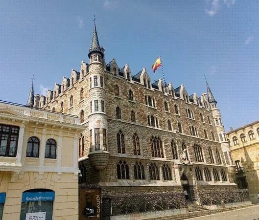 Museo Casa Botines Gaudi