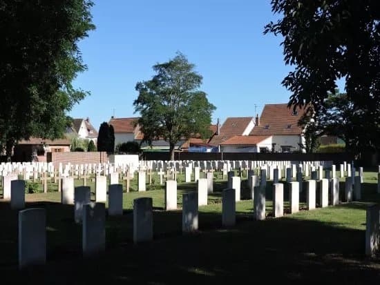 Loos British Cemetery