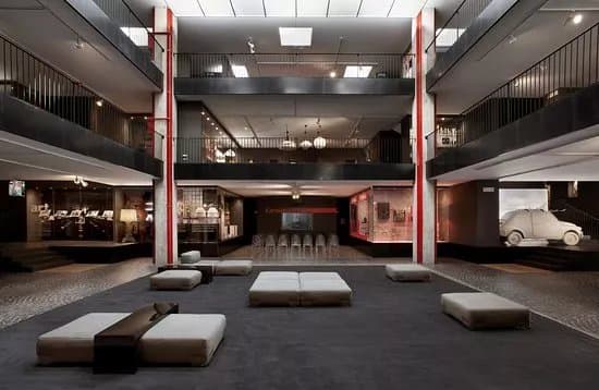 Kartell Museo