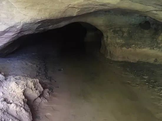 Underground Lakes Vejini