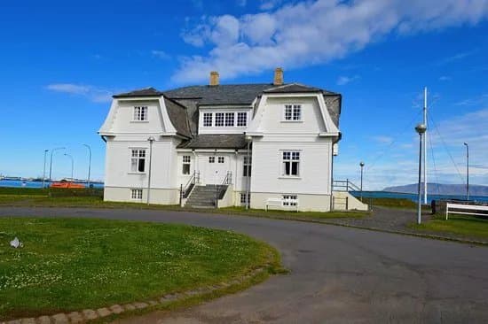 Hofdi House