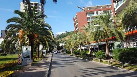 Slovenska Plaza