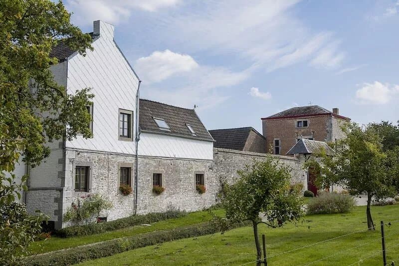 Gîte of charm and character in a green setting