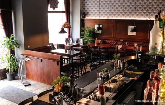 Baudelaire - Evil Flowers Bar
