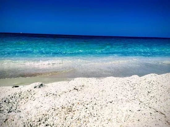 Spiaggia Mari Ermi