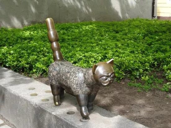 Sculpture Cat Klaipedis