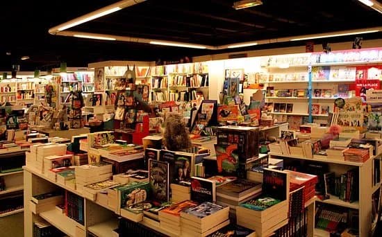 Hall du Livre