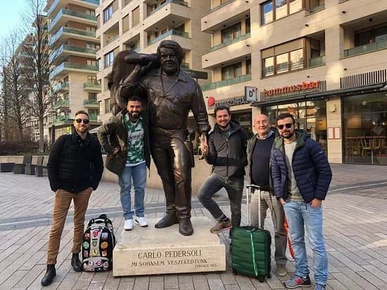 Bud Spencer Statue