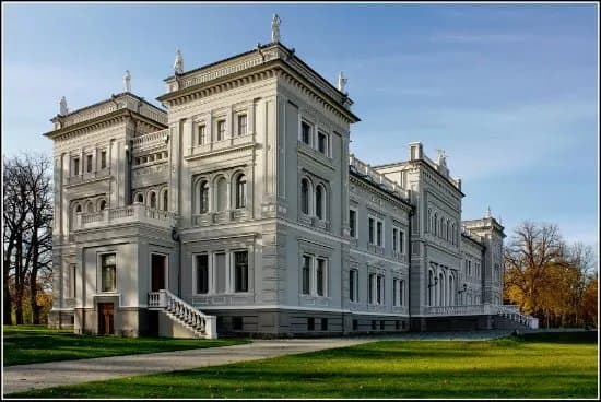 Plunge Manor