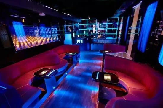 M1 Lounge Bar & Club