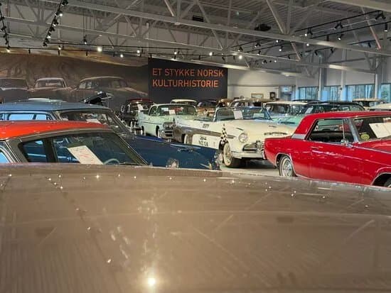 Eight Amcar Club 1977