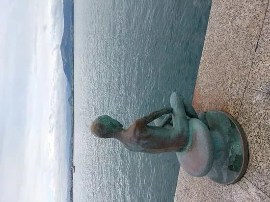 Monumento a Los Raqueros