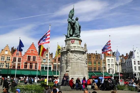 Jan Breydel and Pieter de Coninck Monument