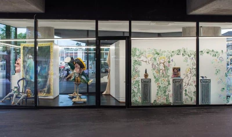 Vitrine Gallery