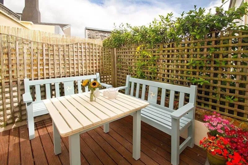 A holiday cottage that sleeps 4 guests in 2 bedrooms