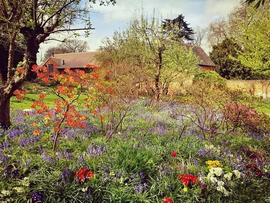 Eastcote House Gardens