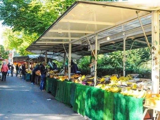 Wochenmarkt am Goldbekufer