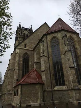 Liebfrauen- oder Uberwasserkirche