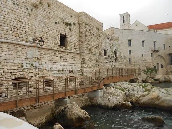 Ex Stazione Di Vedetta Della Marina