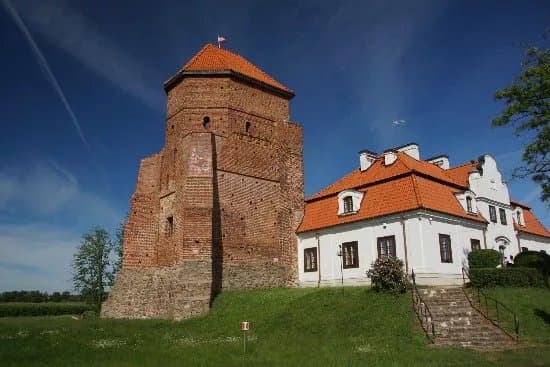 Castle in Liw