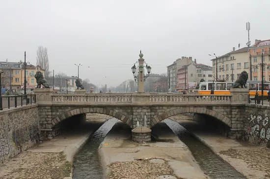 Lions' Bridge