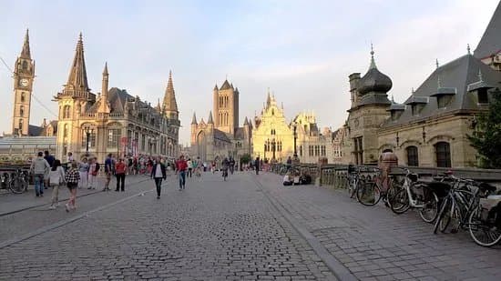 Viva's Ghent Free Tours