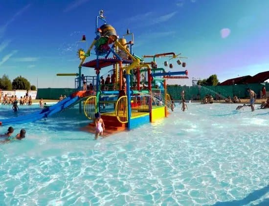 CastelBeach