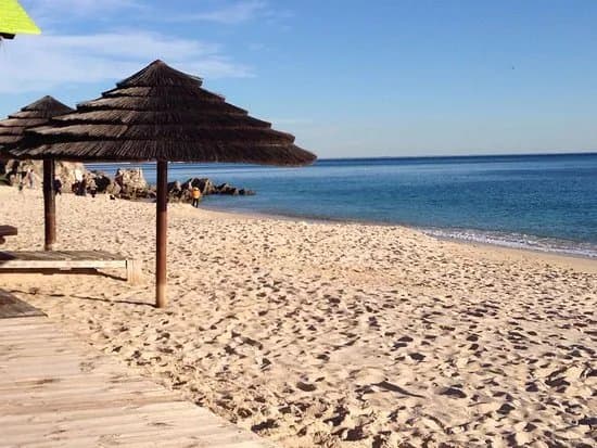 Praia dos Galapos