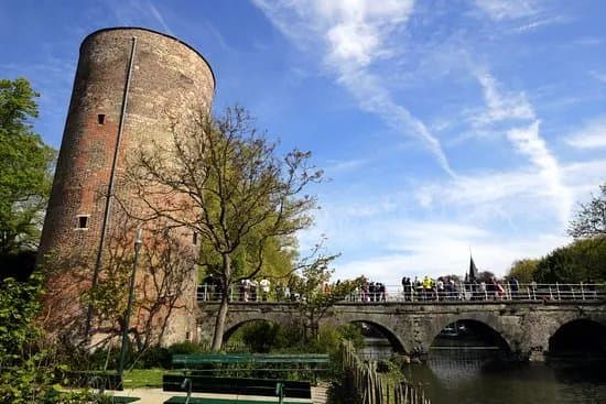 Poertoren Tower