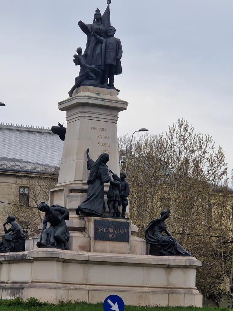 Statue of Ion I. C. Bratianu