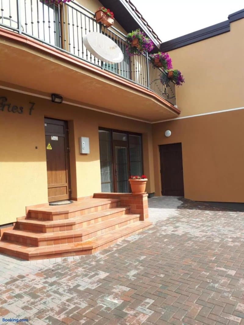 Juro Guest House