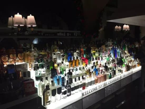 47 Opic - Gin&Tonic bar
