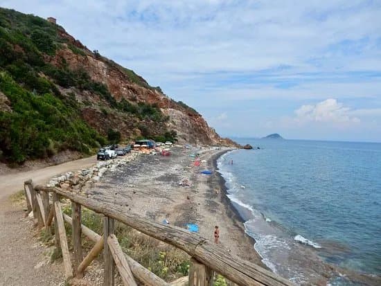 Topinetti Beach