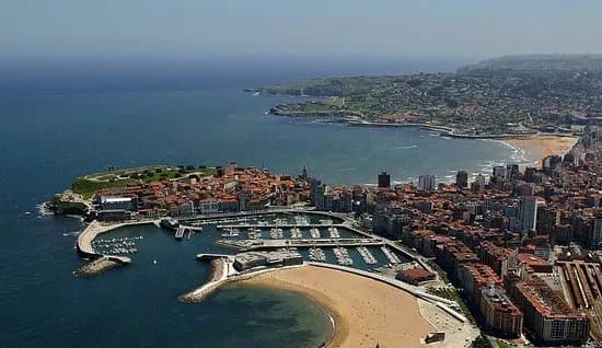 Puerto Deportivo Gijon