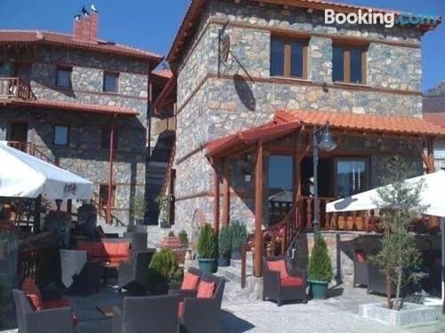 Guesthouse Xionodromos
