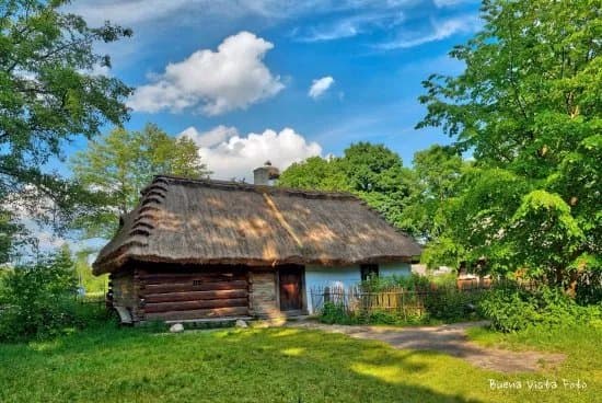 Zagroda Guciow Ethnographic Museum