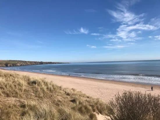 Lunan Bay