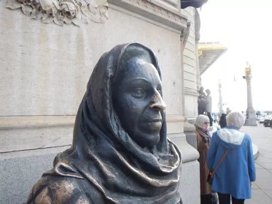 Margaret Krook Statue